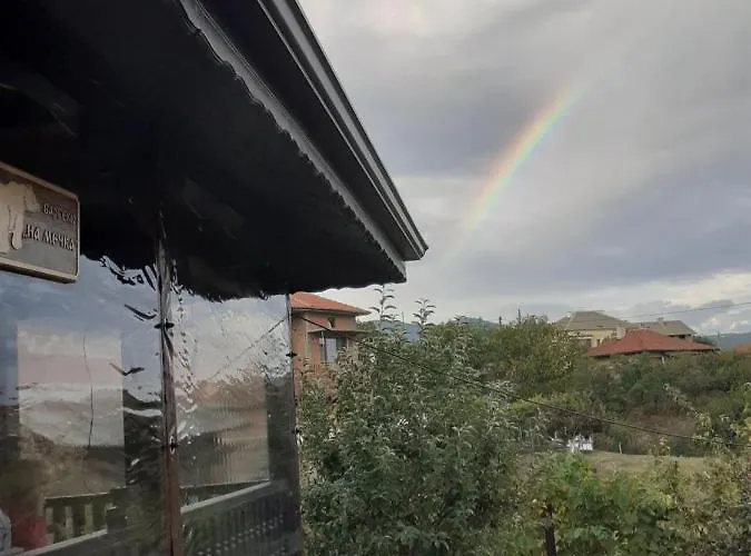 ゲストハウス на мечка